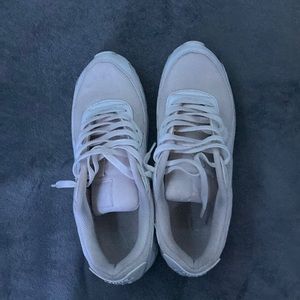 air max 90s mid condition.